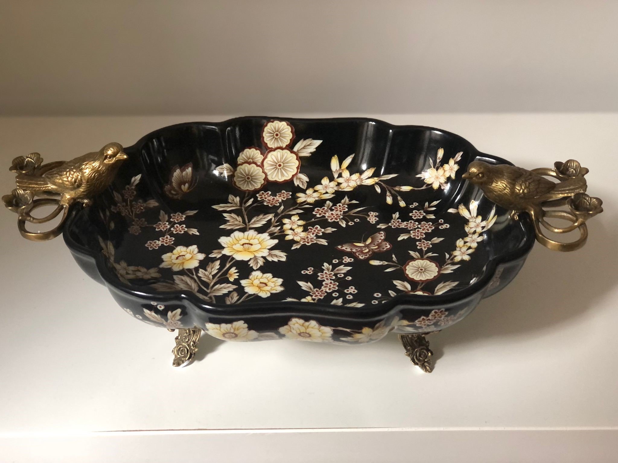 Siyah Çiçekli Porselen Ayaklı Şekerlik