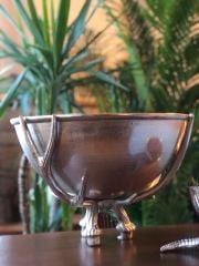 Metal Dekoratif Kase